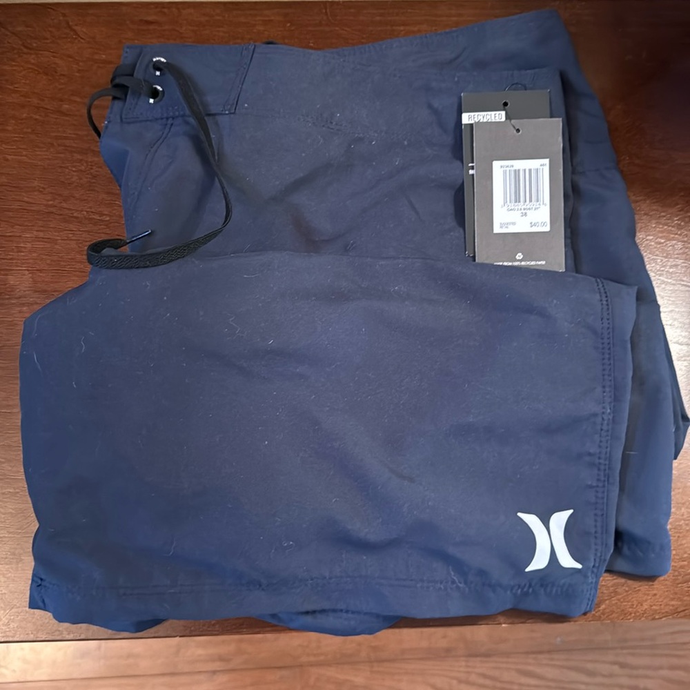 Men’s Hurley shorts.